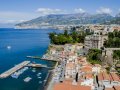 Sorrent ist ein idealer Reisestandort für die Besichtigung des Golfs von Neapel (© Goran Bogicevic - Fotolia.com)